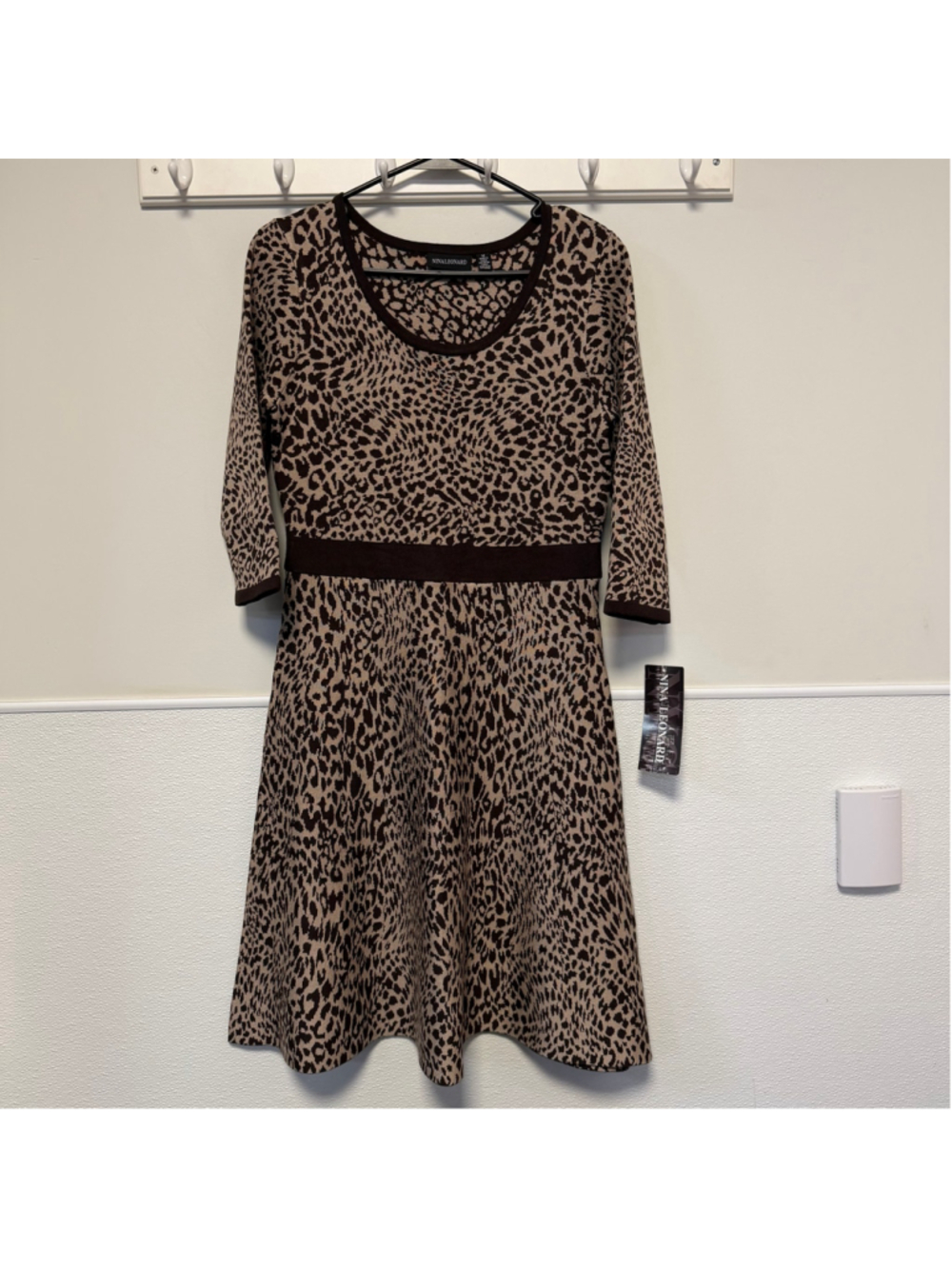 Women's Nina Leonard Dress Medium Camel Chocolate Animal Print Midi New NWT - Picture 1 of 16